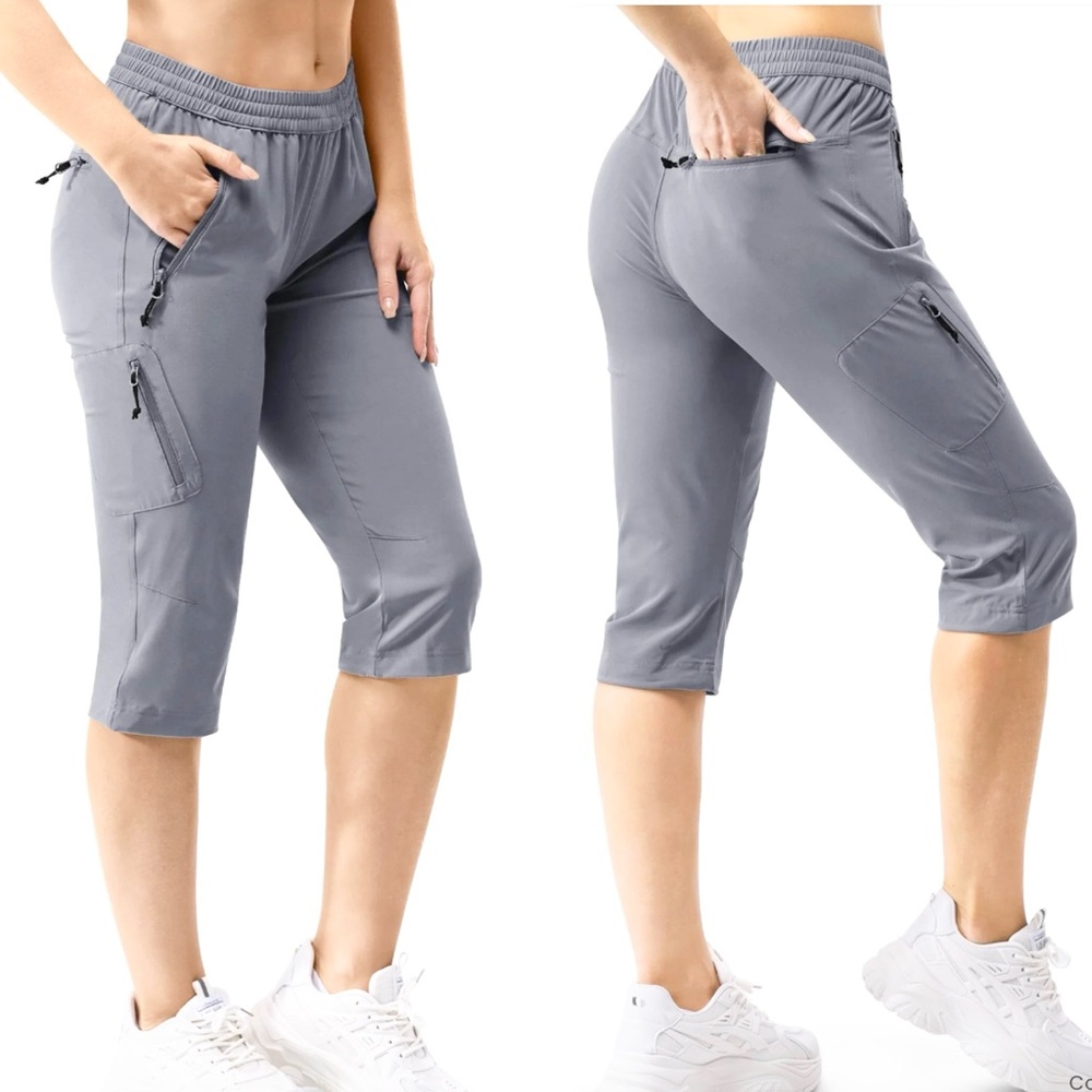 Women's Grey Active Cargo Capris - Lightweight Stretch